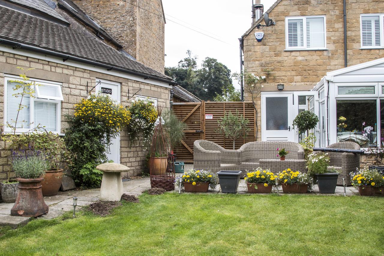 The Hollow Bottom Guiting Power Exterior foto